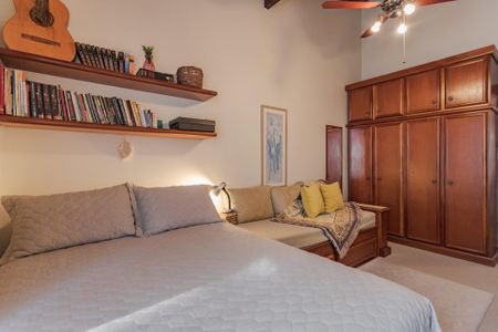 Casa de condomínio à venda com 181m², 4 quartos e 2 vagasQuarto 2