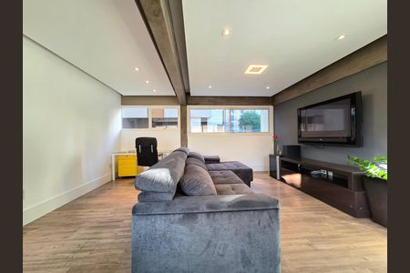 Apartamento à venda com 121m², 2 quartos e 1 vaga Apartamento à venda com 121m², 2 quartos e 1 vagaSala