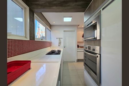 Apartamento à venda com 121m², 2 quartos e 1 vaga Apartamento à venda com 121m², 2 quartos e 1 vagaCozinha