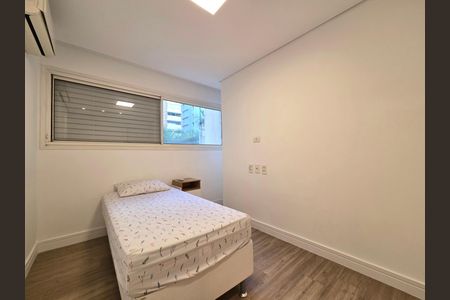 Quarto 2 de apartamento à venda com 2 quartos, 121m² em Itaim Bibi, São Paulo