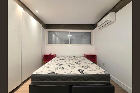 Apartamento à venda com 121m², 2 quartos e 1 vaga Apartamento à venda com 121m², 2 quartos e 1 vagaSuíte