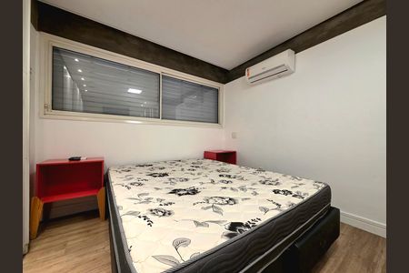 Apartamento à venda com 121m², 2 quartos e 1 vaga Apartamento à venda com 121m², 2 quartos e 1 vagaSuíte