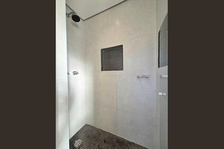 Banheiro da Suíte de apartamento à venda com 2 quartos, 121m² em Itaim Bibi, São Paulo