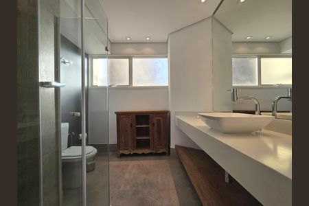 Apartamento à venda com 121m², 2 quartos e 1 vaga Apartamento à venda com 121m², 2 quartos e 1 vagaBanheiro Social