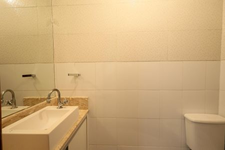 Casa para alugar com 125m², 5 quartos e 2 vagasBanheiro da Suíte 2