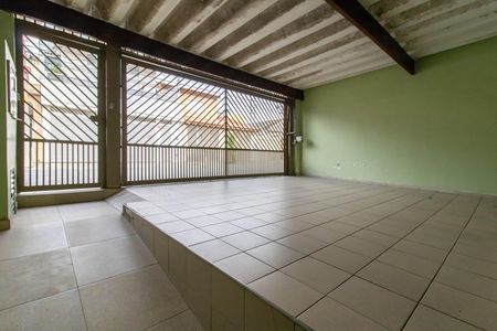 Casa à venda com 165m², 2 quartos e 2 vagasGaragem 