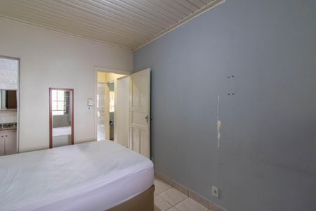 Casa à venda com 165m², 2 quartos e 2 vagasSuíte