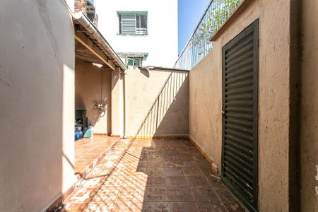 Casa à venda com 100m², 2 quartos e 1 vagaQuintal