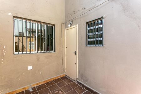 Casa à venda com 100m², 2 quartos e 1 vagaQuintal