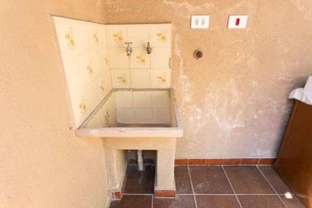 Casa à venda com 100m², 2 quartos e 1 vagaÁrea de Serviço