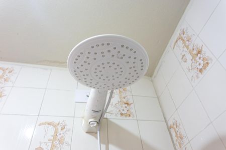 Casa à venda com 100m², 2 quartos e 1 vagaBanheiro - Chuveiro