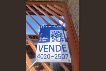 Casa à venda com 350m², 3 quartos e 4 vagas Casa à venda com 350m², 3 quartos e 4 vagasPlaca