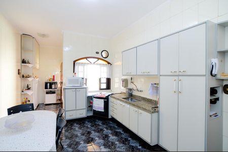 Casa à venda com 350m², 3 quartos e 4 vagasCozinha