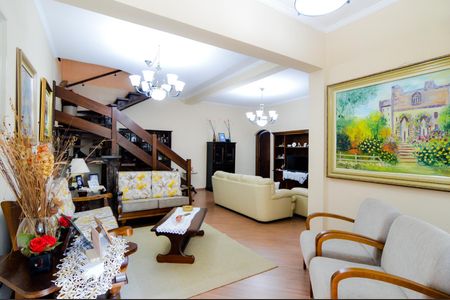 Sala de casa à venda com 3 quartos, 350m² em Vila Galvão, Guarulhos