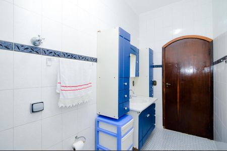 Casa à venda com 350m², 3 quartos e 4 vagasBanheiro do Quarto 3