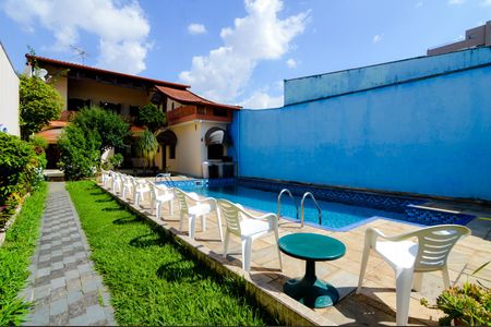 Casa à venda com 350m², 3 quartos e 4 vagasPiscina