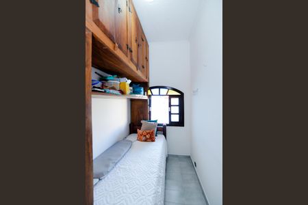 Casa à venda com 350m², 3 quartos e 4 vagasQuarto de Serviço