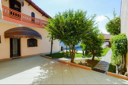 Casa à venda com 350m², 3 quartos e 4 vagasQuintal