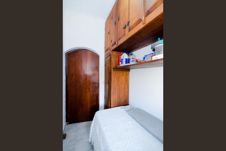Casa à venda com 350m², 3 quartos e 4 vagasQuarto de Serviço