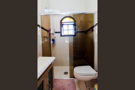 Casa à venda com 350m², 3 quartos e 4 vagasBanheiro do Quarto 1