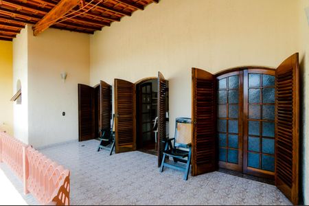 Casa à venda com 350m², 3 quartos e 4 vagasVaranda do Quarto 3