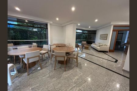 Apartamento para alugar com 3 quartos, 143m² em Campo Belo, São Paulo