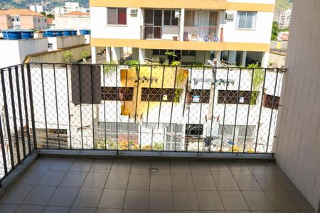 Apartamento à venda com 75m², 2 quartos e 1 vagaVaranda da Sala