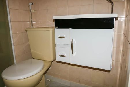 Apartamento à venda com 75m², 2 quartos e 1 vagaBanheiro Social