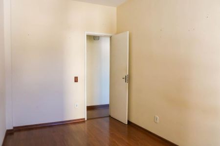 Apartamento à venda com 75m², 2 quartos e 1 vagaQuarto 2