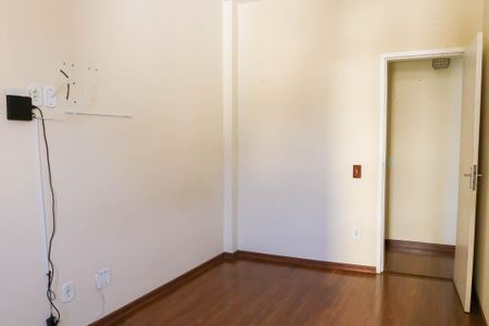 Apartamento à venda com 75m², 2 quartos e 1 vagaQuarto 2