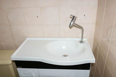 Apartamento à venda com 75m², 2 quartos e 1 vagaBanheiro Social