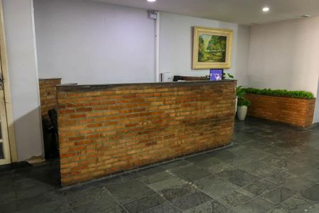 Apartamento à venda com 75m², 2 quartos e 1 vagaPortaria