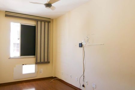 Apartamento à venda com 75m², 2 quartos e 1 vagaQuarto 2