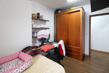 Casa à venda com 125m², 3 quartos e 3 vagas Casa à venda com 125m², 3 quartos e 3 vagasQuarto 2