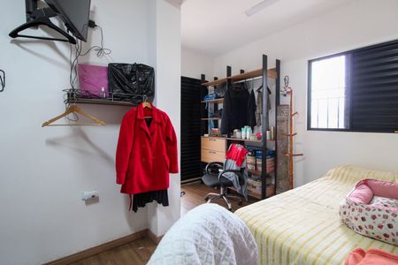 Casa à venda com 125m², 3 quartos e 3 vagas Casa à venda com 125m², 3 quartos e 3 vagasQuarto 2