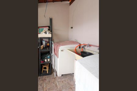 Casa à venda com 125m², 3 quartos e 3 vagas Casa à venda com 125m², 3 quartos e 3 vagasÁrea de Serviço