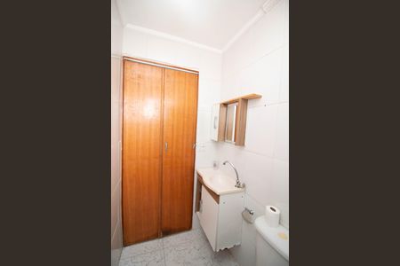 Apartamento à venda com 49m², 2 quartos e 1 vaga Apartamento à venda com 49m², 2 quartos e 1 vagaBanheiro