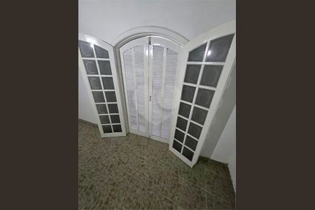 Casa à venda com 5 quartos, 150m² em Vila Primavera, São Paulo