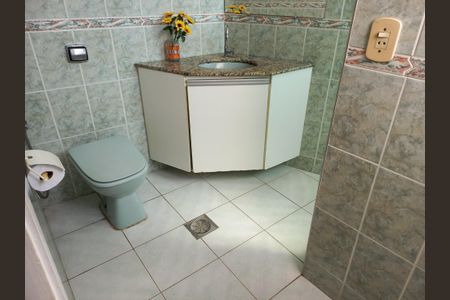 Apartamento à venda com 73m², 2 quartos e sem vagaBanheiro 