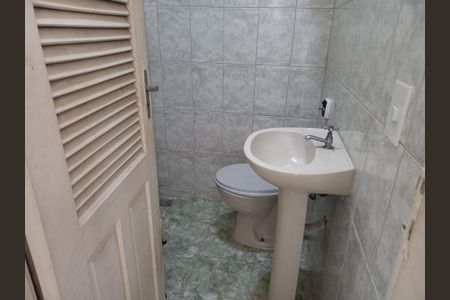 Apartamento à venda com 73m², 2 quartos e sem vagaBanheiro 