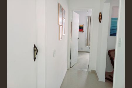 Apartamento à venda com 73m², 2 quartos e sem vagaCorredor