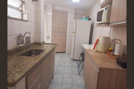 Apartamento à venda com 73m², 2 quartos e sem vagaCozinha