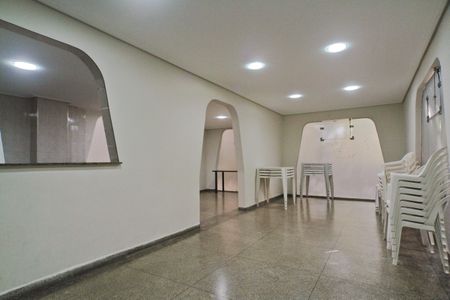 Apartamento para alugar com 49m², 2 quartos e 1 vagaÁrea comum - Salão de festas