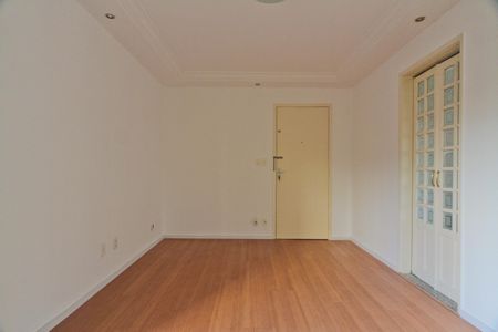 Sala de apartamento para alugar com 2 quartos, 49m² em Jardim Iris, São Paulo