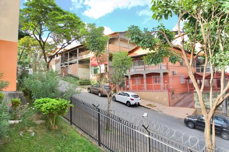 Apartamento à venda com 47m², 2 quartos e 1 vagaQuarto 2 - Vista
