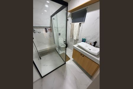 Banheiro de casa à venda com 3 quartos, 155m² em Água Rasa, São Paulo