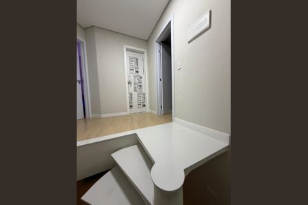 Sala de casa à venda com 3 quartos, 155m² em Água Rasa, São Paulo