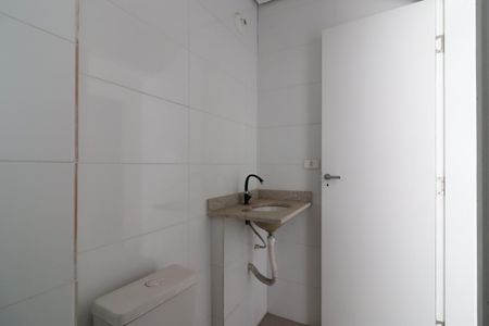 Apartamento à venda com 45m², 2 quartos e sem vaga Apartamento à venda com 45m², 2 quartos e sem vagaBanheiro