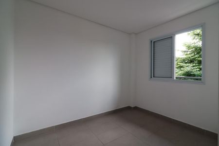 Quarto 1 de casa à venda com 2 quartos, 37m² em Parque Paineiras, São Paulo