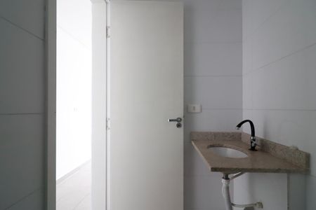 Casa à venda com 37m², 2 quartos e sem vaga Casa à venda com 37m², 2 quartos e sem vagaBanheiro